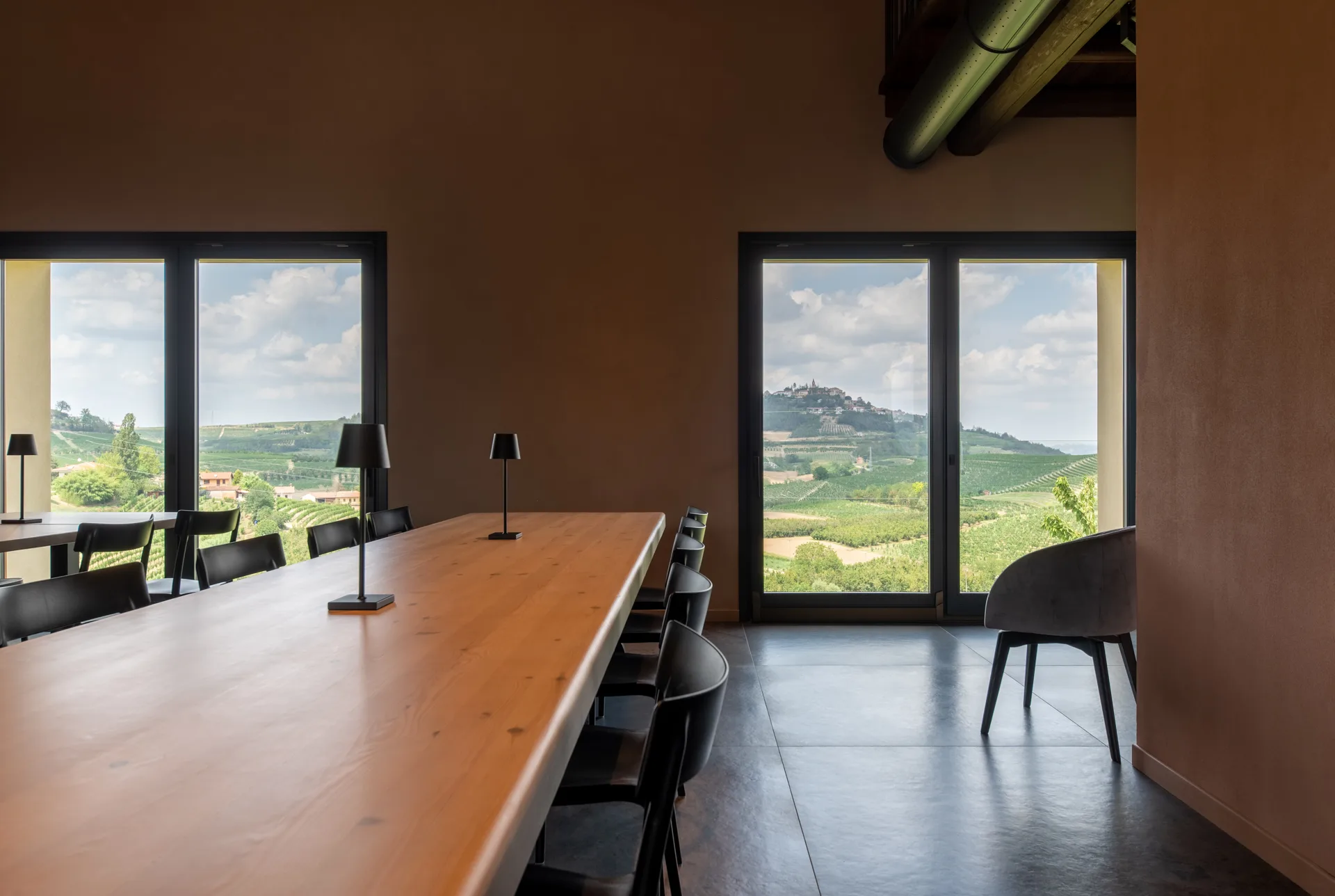 Cantina Massucco — Cantina Vinicola, Castagnito (CN), Piemonte